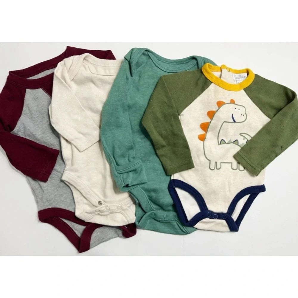 Various Brands • 4 Pack Baby Onesies Size 0-3 Months